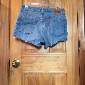 NBW Levi’s cut off 501 shorts